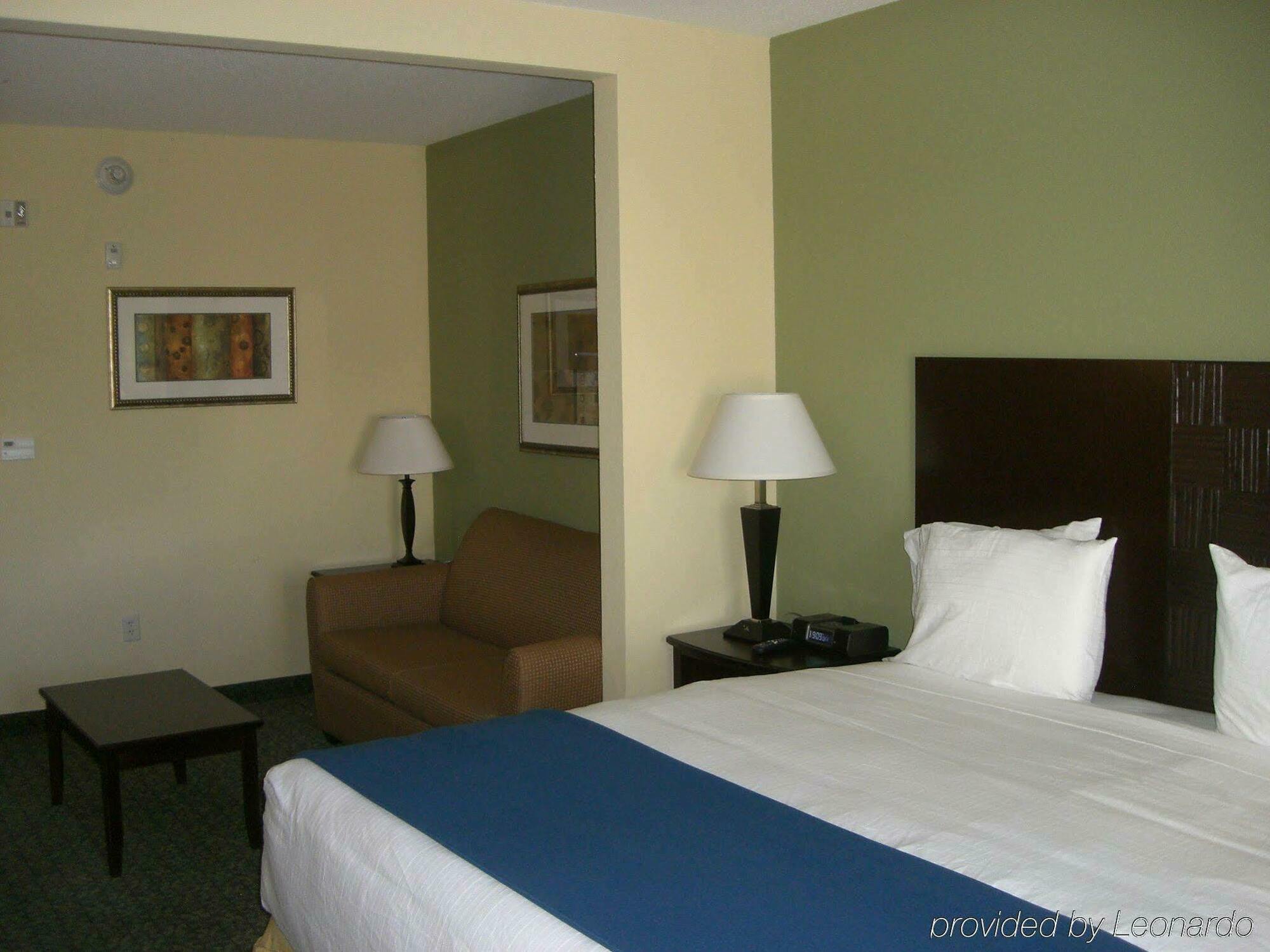 Holiday Inn Express & Suites Covington By Ihg Rom bilde
